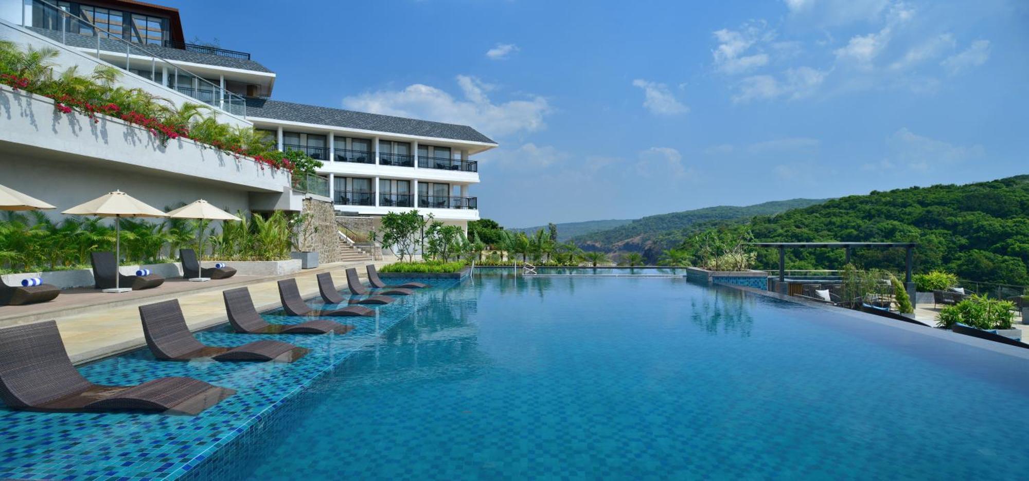 Courtyard By Marriott Mahabaleshwar Hotel Ngoại thất bức ảnh