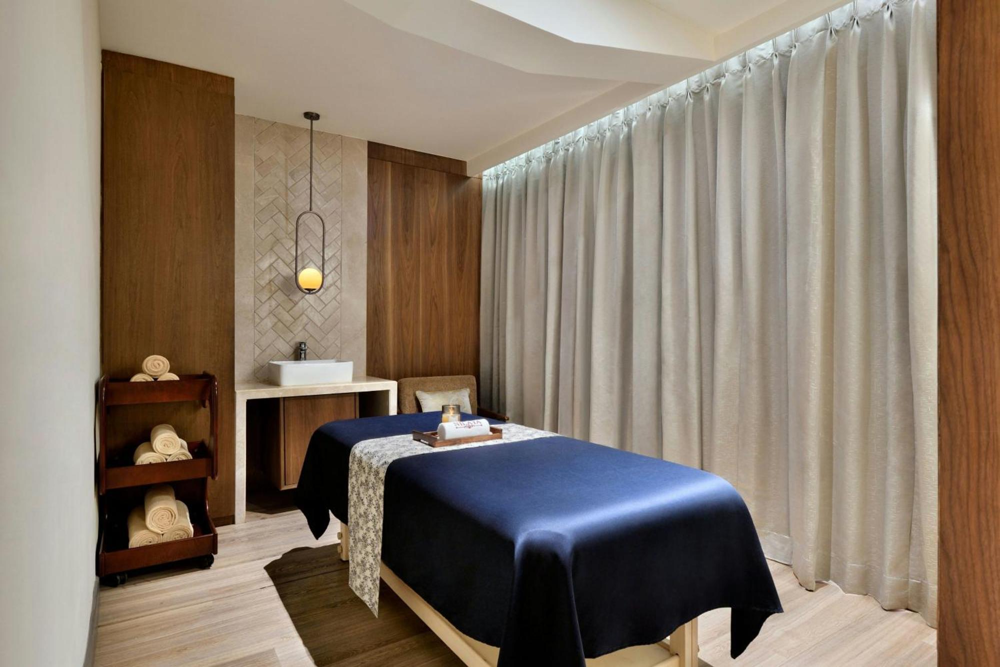 Courtyard By Marriott Mahabaleshwar Hotel Ngoại thất bức ảnh