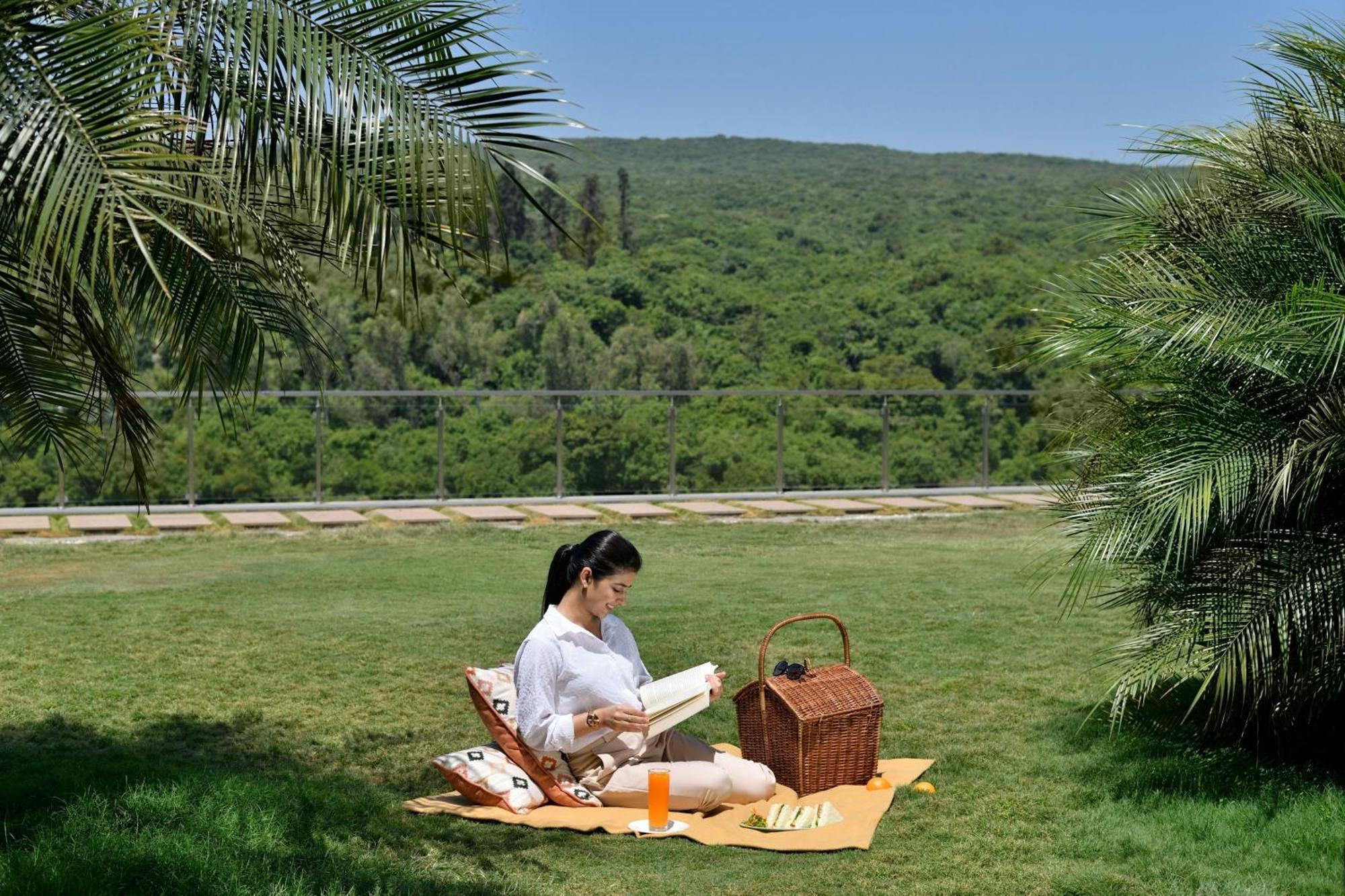 Courtyard By Marriott Mahabaleshwar Hotel Ngoại thất bức ảnh